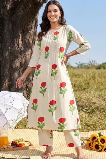 Women Floral Printed Regular Pure Cotton Kurta with Trousers