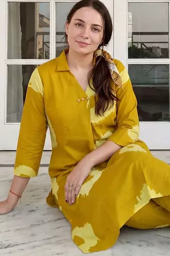 Women Printed Regular Pure Cotton Kurta with Trousers