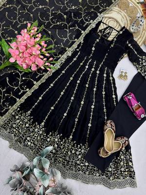 Designer black heavy zari & sequins work anarkali gown 4