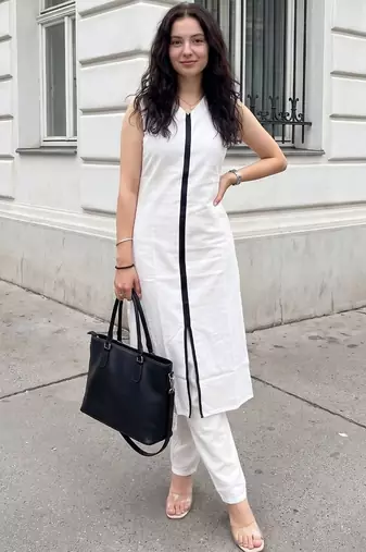 Women Regular Kurta with Trousers