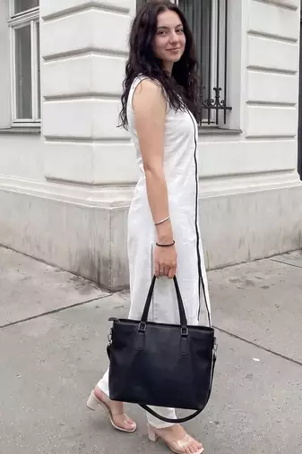Women Regular Kurta with Trousers