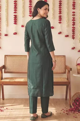 Women Ethnic Motifs Embroidered Regular Sequinned Liva Kurta with Trousers & With Dupatta