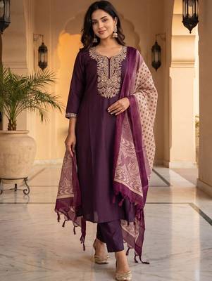 Women Ethnic Motifs Embroidered Regular Thread Work Kurta with Trousers & With Dupatta 6