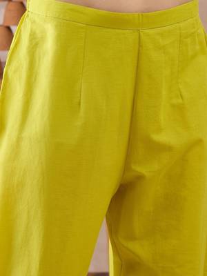 Women Printed Regular Pure Cotton Kurta with Trousers & With Dupatta 3