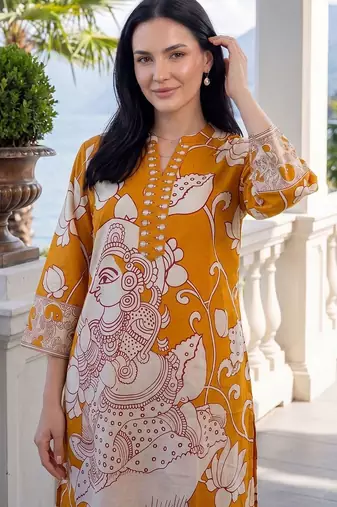 Women Ethnic Motifs Printed Regular Pure Cotton Kurta with Trousers