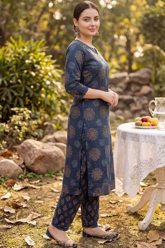 Women Ethnic Motifs Printed Regular Pure Cotton Kurta with Salwar