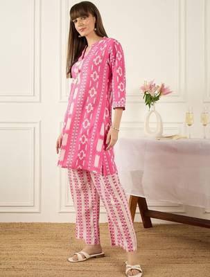 Floral Printed Thread Work Pure Cotton Kurta With Palazzos 4