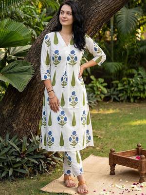 Women Ethnic Motifs Printed Regular Pure Cotton Kurta with Trousers 5