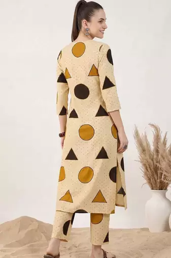 Women Printed Regular Pure Cotton Kurta with Trousers