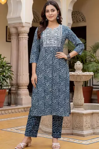Women Ethnic Motifs Printed Regular Thread Work Pure Cotton Kurta with Trousers