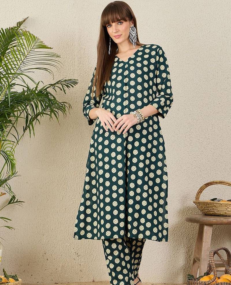 Polka Dots Printed Pleated V-Neck A-Line Pure Cotton Kurta with Trousers