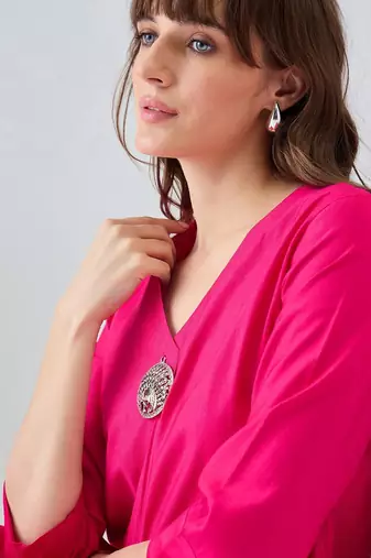 Women Regular Liva Kurta with Trousers