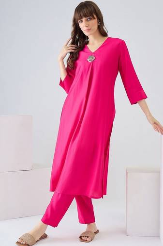 Women Regular Liva Kurta with Trousers