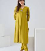Women Regular Liva Kurta with Trousers