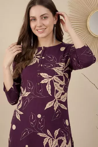 Women Floral Printed Regular Kurta with Trousers