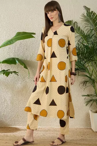 Women Printed Regular Pure Cotton Kurta with Trousers