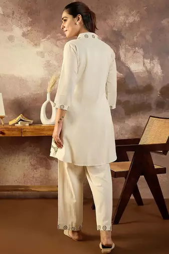 Geometric Printed Shirt Collar A-Line Kurta With Trousers