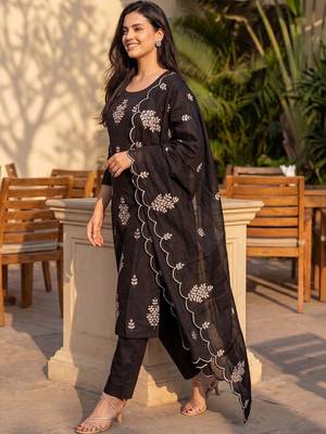 Women Ethnic Motifs Embroidered Regular Thread Work Kurta with Trousers & With Dupatta 1