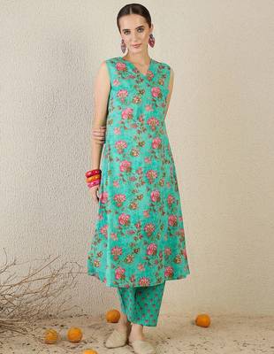 Floral Printed V-Neck Pure Cotton A-Line Kurta With Trouser 1