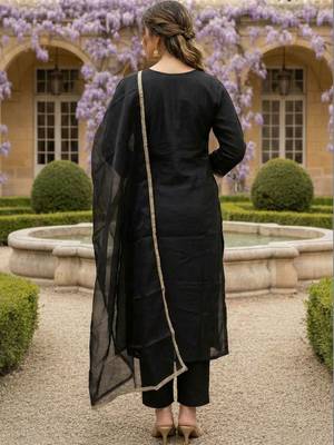 Women Ethnic Motifs Embroidered Regular Thread Work Liva Kurta with Trousers & With Dupatta 4