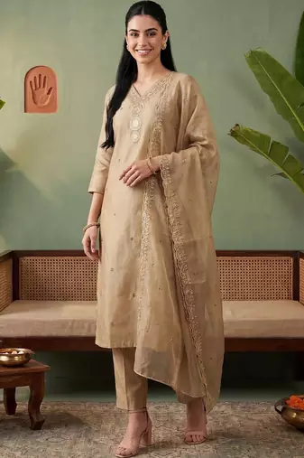 Women Ethnic Motifs Embroidered Regular Thread Work Kurta with Trousers & With Dupatta