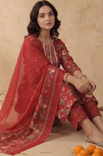 Women Floral Embroidered Regular Mirror Work Kurta with Trousers & With Dupatta