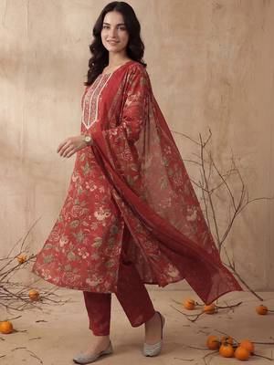 Women Floral Embroidered Regular Mirror Work Kurta with Trousers & With Dupatta 3