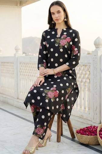 Women Floral Printed Regular Pure Cotton Kurta with Trousers