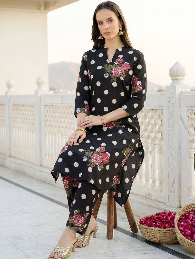 Women Floral Printed Regular Pure Cotton Kurta with Trousers