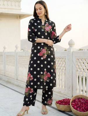Women Floral Printed Regular Pure Cotton Kurta with Trousers 3