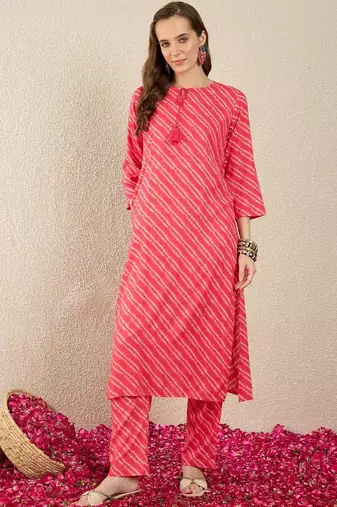 Women Leheriya Printed Regular Kurta with Trousers