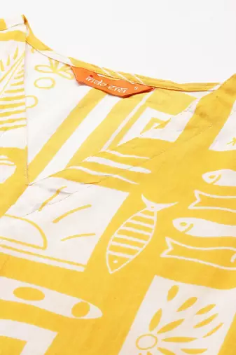Geometric Printed Pleated Pure Cotton Kurta with Trousers