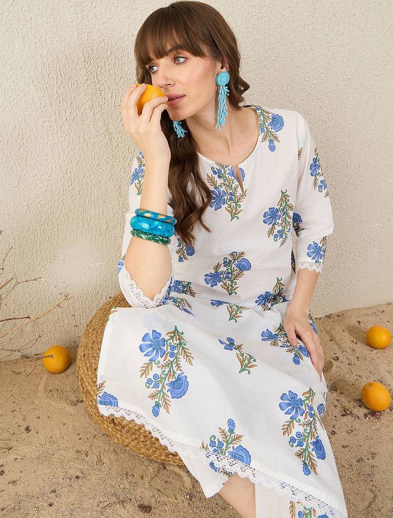 Women Floral Printed Regular Pure Cotton Kurta with Trousers