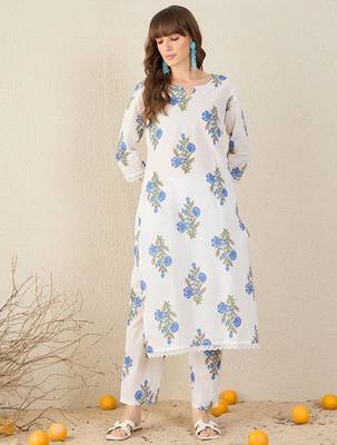 Women Floral Printed Regular Pure Cotton Kurta with Trousers 1