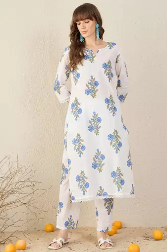 Women Floral Printed Regular Pure Cotton Kurta with Trousers