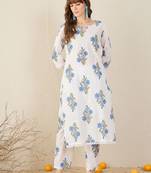 Women Floral Printed Regular Pure Cotton Kurta with Trousers