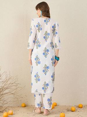Women Floral Printed Regular Pure Cotton Kurta with Trousers 6