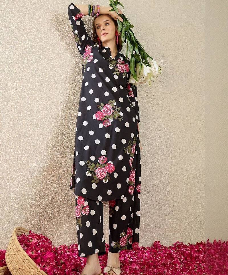 Women Floral Printed Regular Pure Cotton Kurta with Trousers