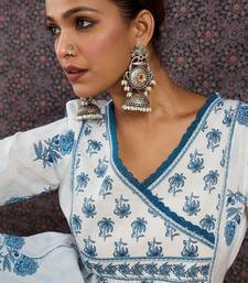 Women Floral Printed Angrakha Pure Cotton Kurta with Trousers
