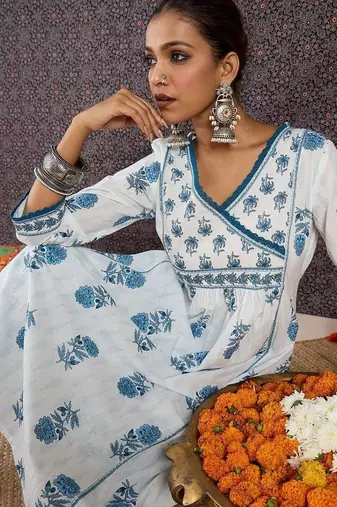 Women Floral Printed Angrakha Pure Cotton Kurta with Trousers