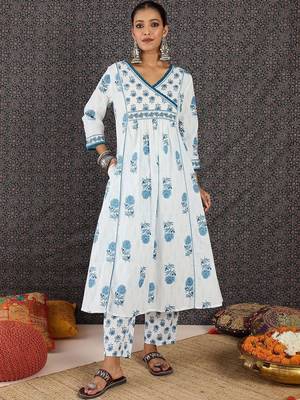 Women Floral Printed Angrakha Pure Cotton Kurta with Trousers 1