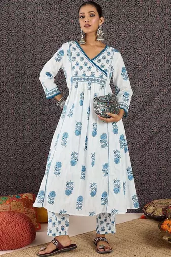 Women Floral Printed Angrakha Pure Cotton Kurta with Trousers