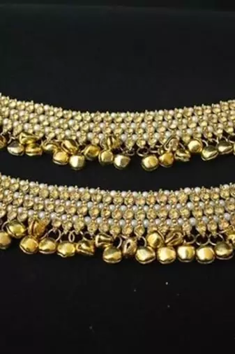 perfect bridal anklets with ghungroos