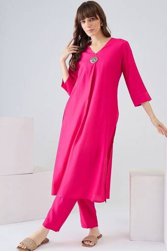 Women Regular Liva Kurta with Trousers