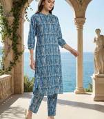 Women Printed Regular Pure Cotton Kurta with Trousers
