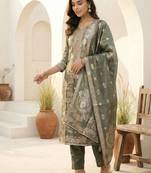 Women Ethnic Motifs Regular Thread Work Kurta with Trousers & With Dupatta