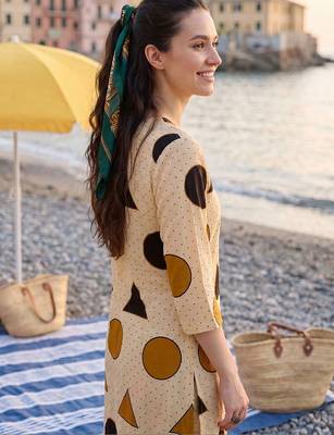 Women Printed Regular Pure Cotton Kurta with Trousers 3