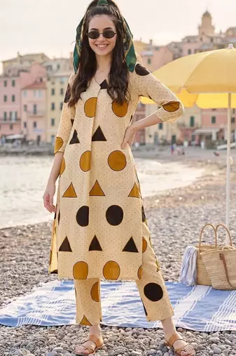 Women Printed Regular Pure Cotton Kurta with Trousers