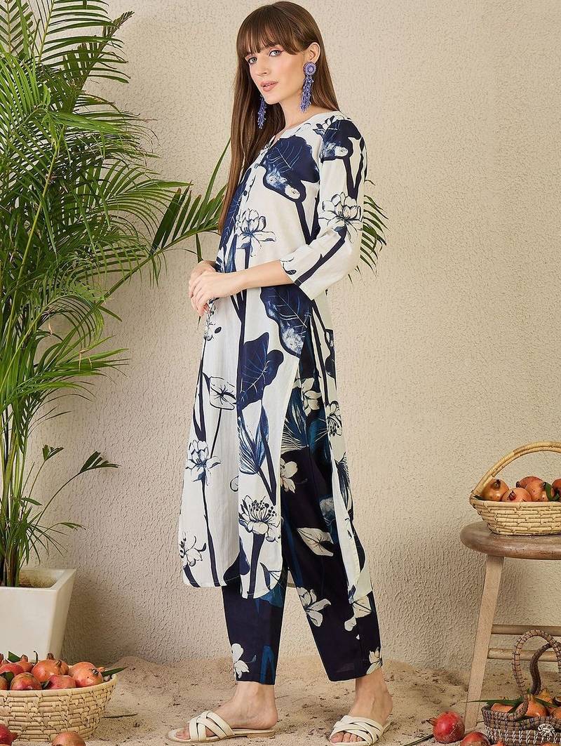 Women Floral Printed Regular Pure Cotton Kurta with Trousers