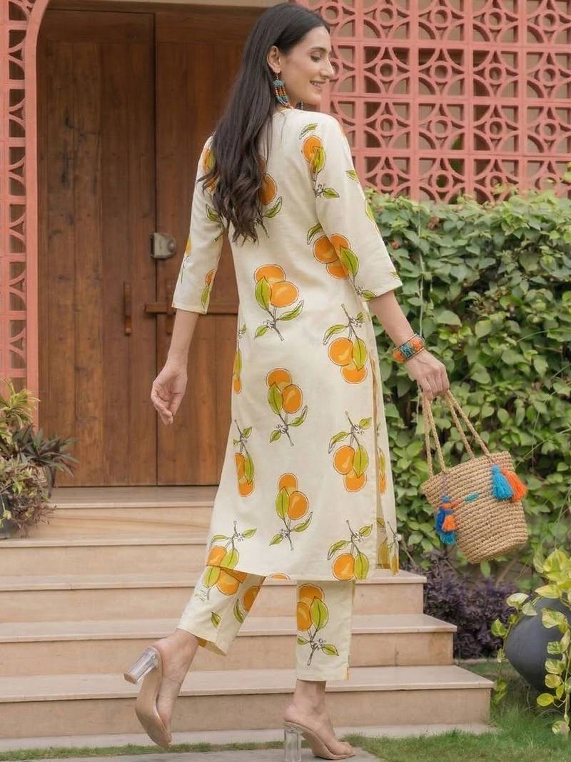 Women Printed Regular Pure Cotton Kurta with Trousers